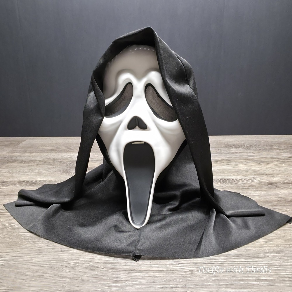 Scream - Ghost Face Halloween Mask - 2019 Easter Unlimited Model 9206S - Stab!